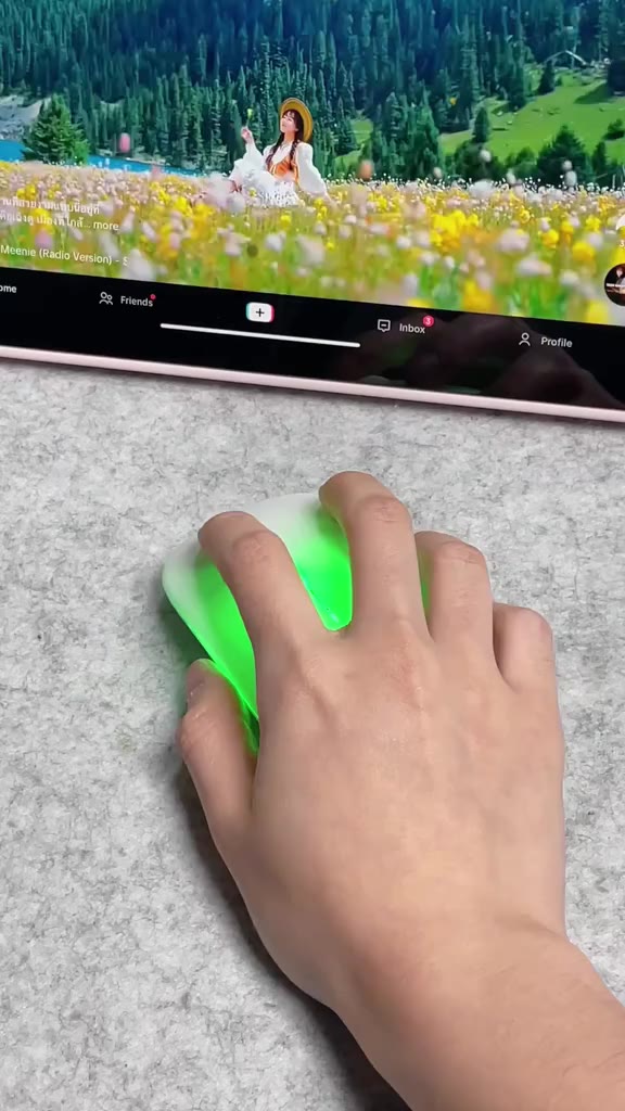 Wireless Mouseee!!Dapatkan Sekarang!!        #goojodoq #murah #fyppppppppppppppppppppppp #2025 #wirelessmouse #mouse #ipad