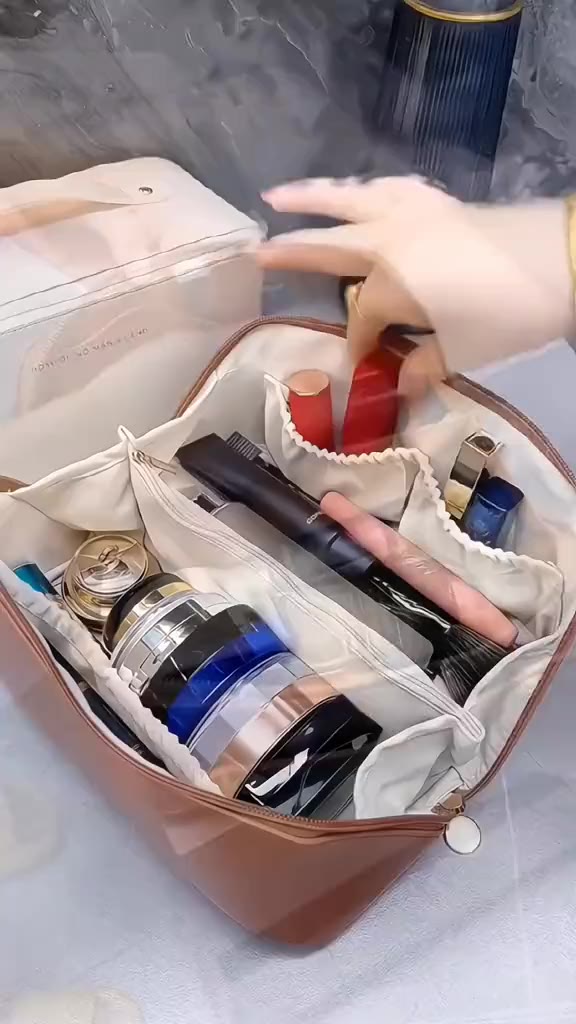 Large Pu Leather Travel Cosmetic Bag for Women     #leather #cosmetic #bag #makeup #highcapacity