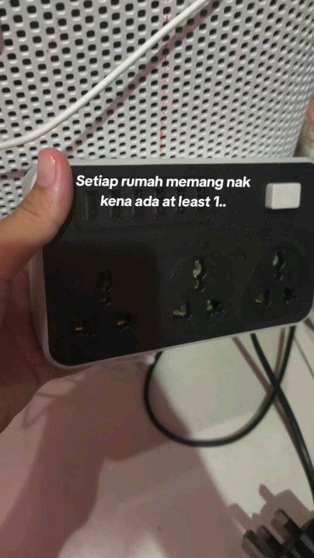 Wajib ada. #extensionplug #USBport #chargerport #shopeemy