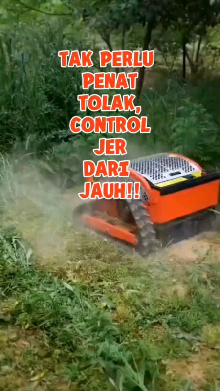 Mesin potong rumput remote control sehingga 200 meter, memudahkan kerja tanpa perlu tolak atau pegang mesin#mesinpotongrumput #lawnmower
