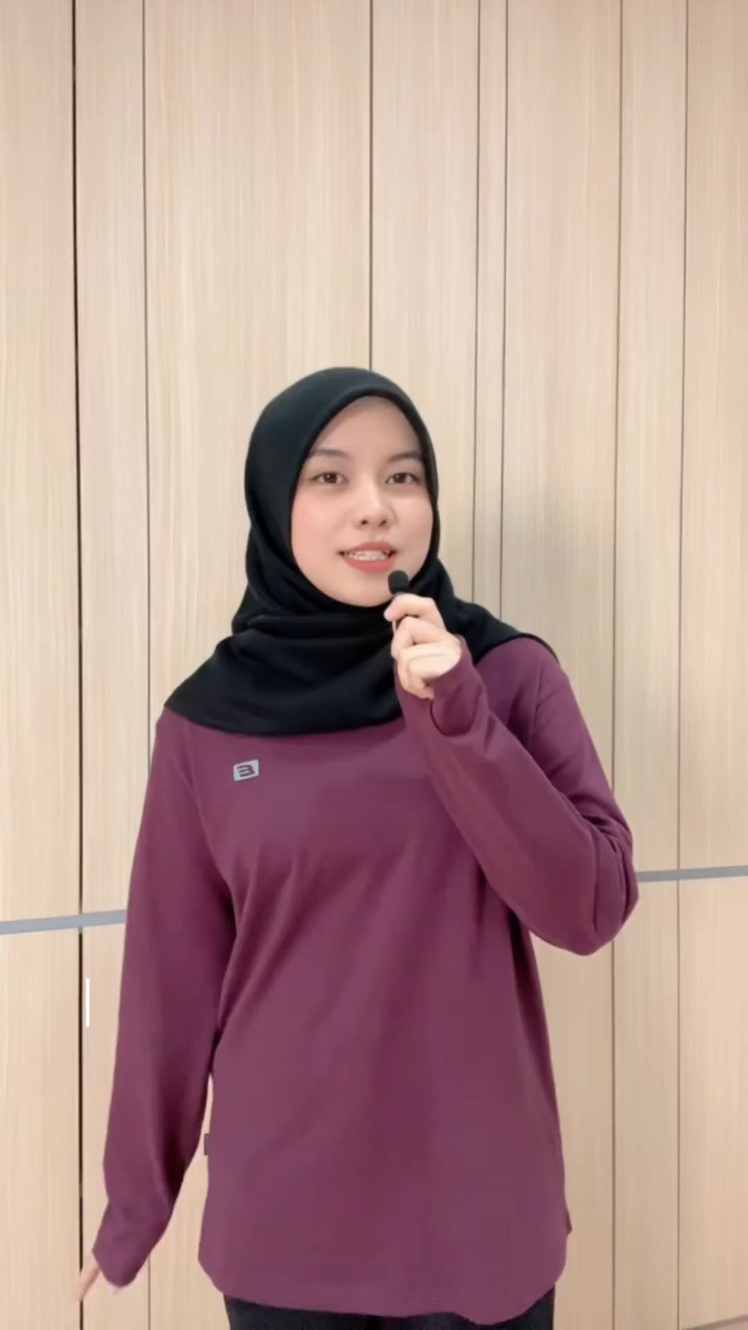 Material kapas premium yang sejuk dan menyerap peluh, sesuai untuk cuaca Malaysia ☁️✨
#elgini #elginimalaysia #cottontee #longsleeves #basicstyle